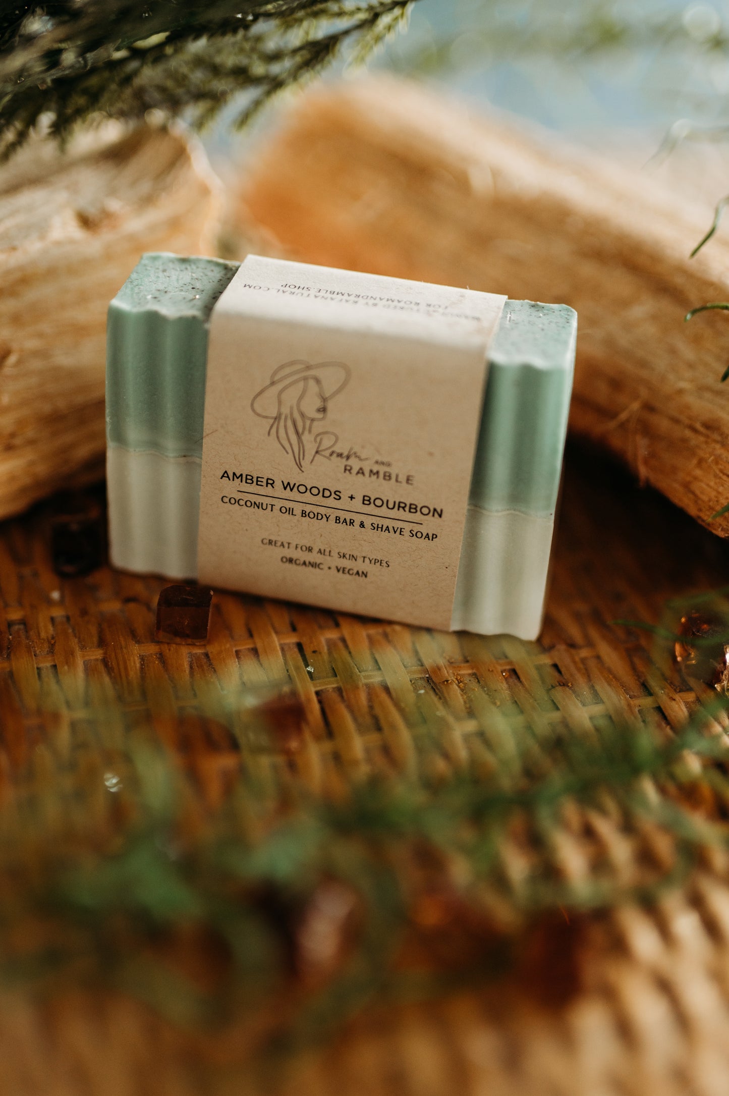 Amber Woods + Bourbon Perfect Shave Duo